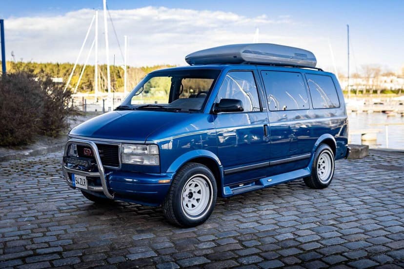GMC Safari van left side view